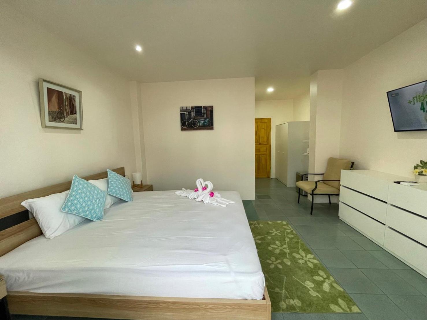 Inn Dulgence Patong Exterior foto